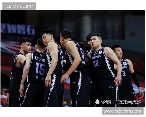 重庆排球队反击战术解析与实战应用探讨